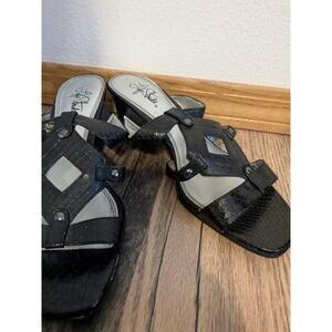 Life‎ Stride faux leather sandal 2 inch heels